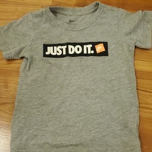 Grey Nike tshirt